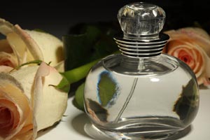 Cómo envasar un perfume natural